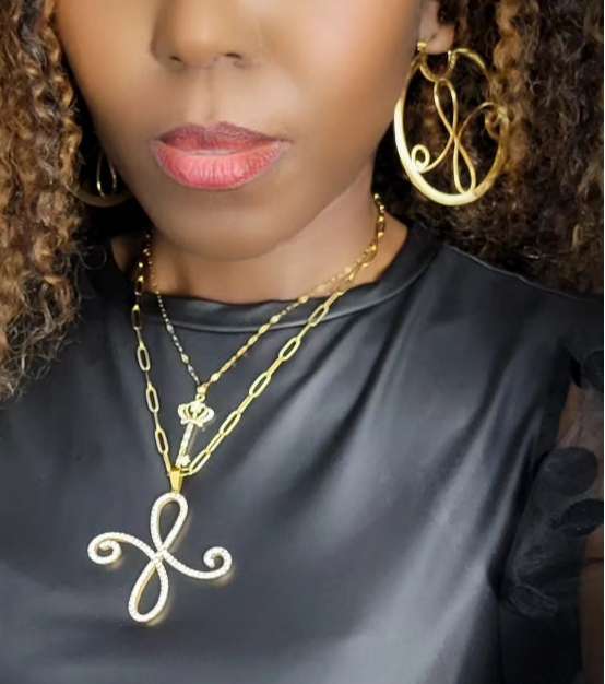 Big 14k gold hoop earrings